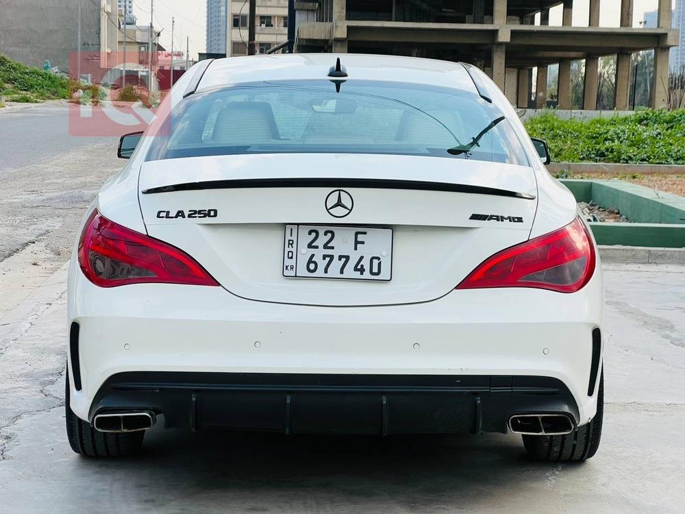 Mercedes-Benz CLA